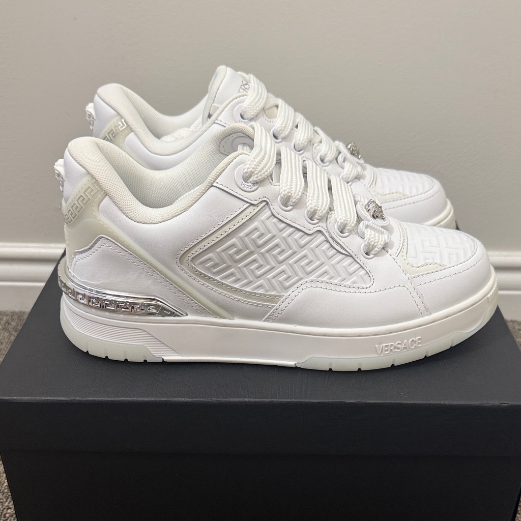 Versace White Women’s Low-Top Lace-Up Sneakers With Embossed Greek Key